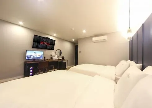 The Stone Bridge Hotel Sasang Busan