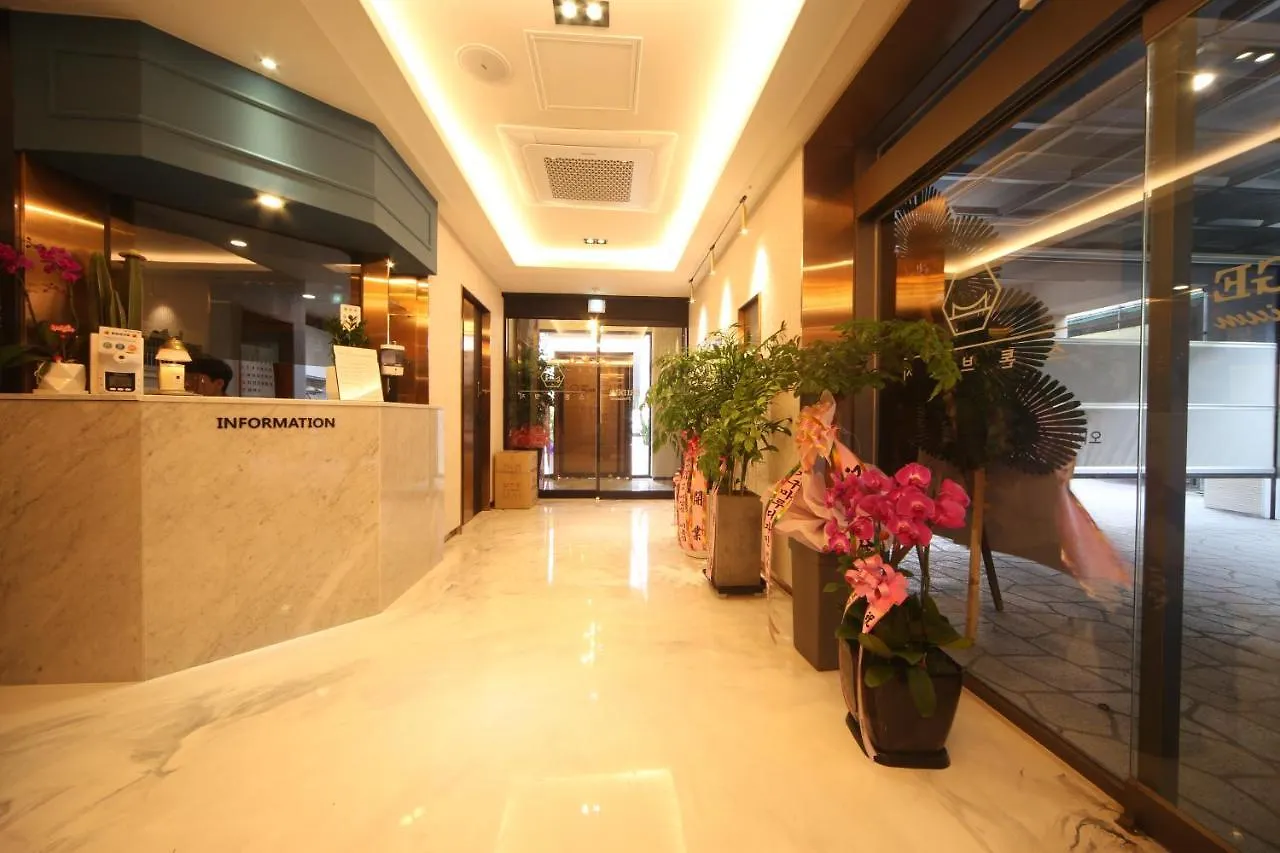 בוסאן The Stone Bridge Hotel Sasang