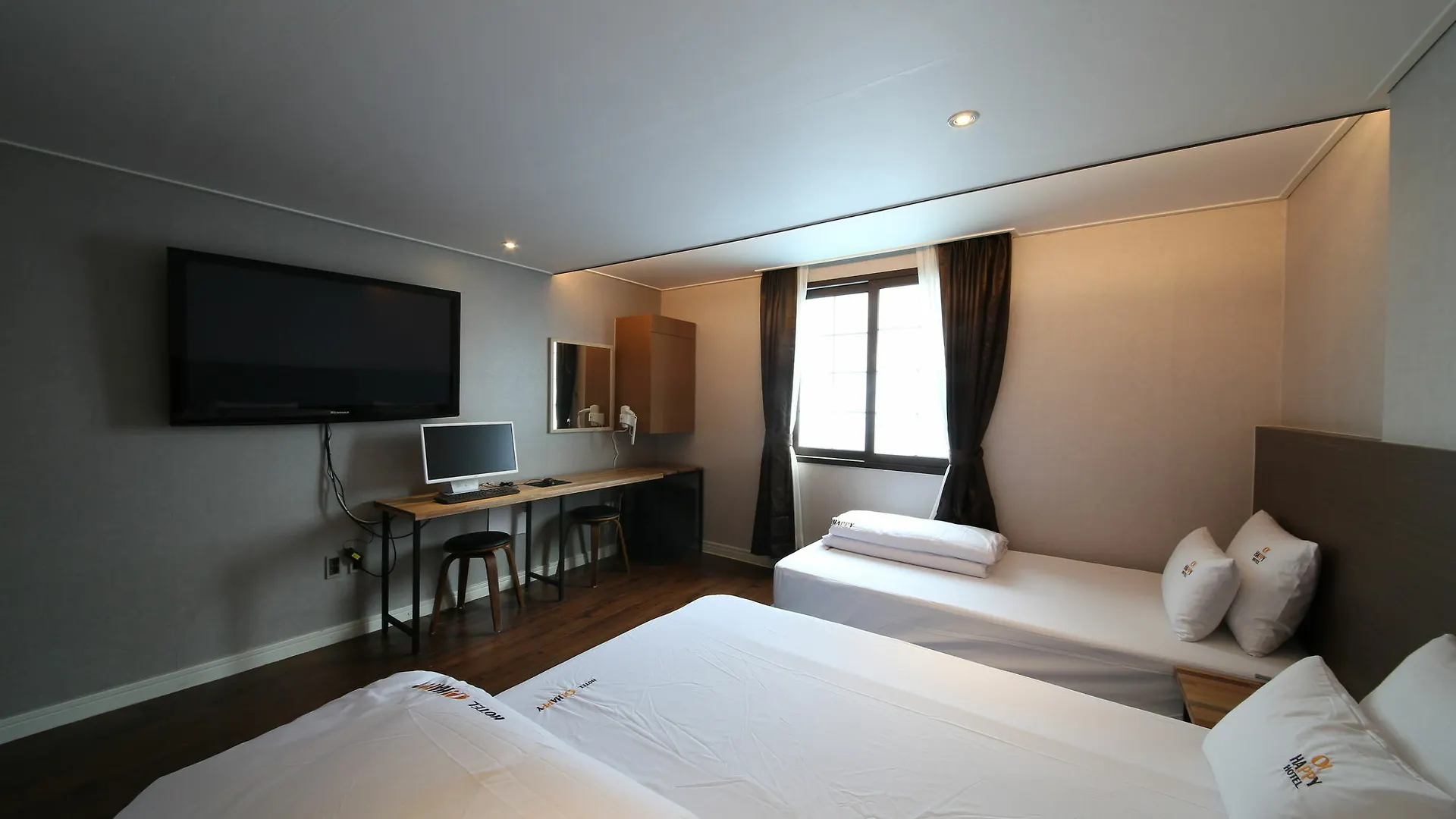 בוסאן The Stone Bridge Hotel Sasang