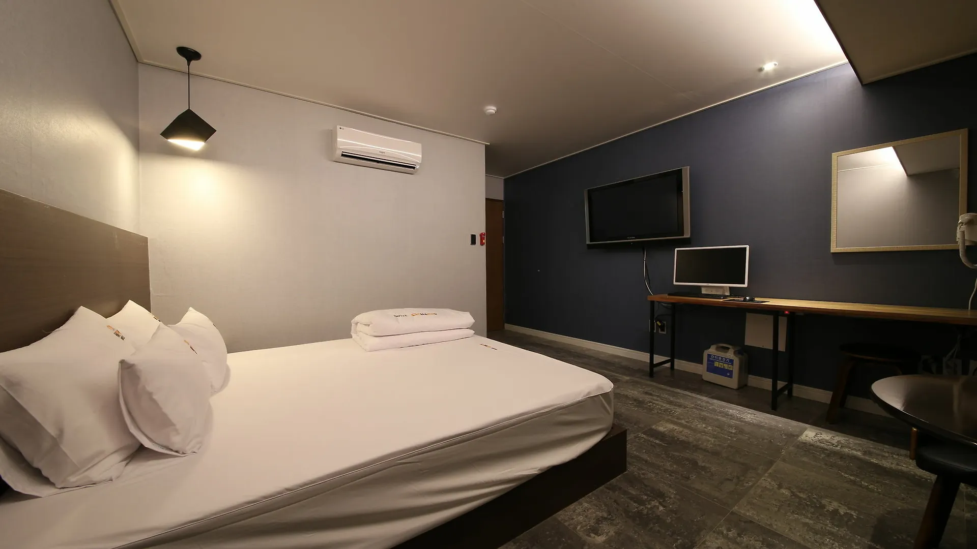 בוסאן The Stone Bridge Hotel Sasang