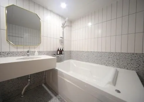 The Stone Bridge Hotel Sasang Busan 2*,  South Korea