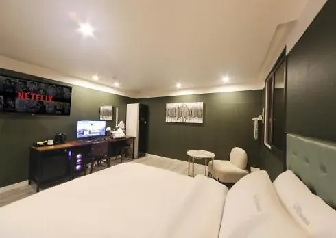 The Stone Bridge Hotel Sasang Busan
