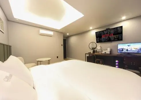 The Stone Bridge Hotel Sasang Busan